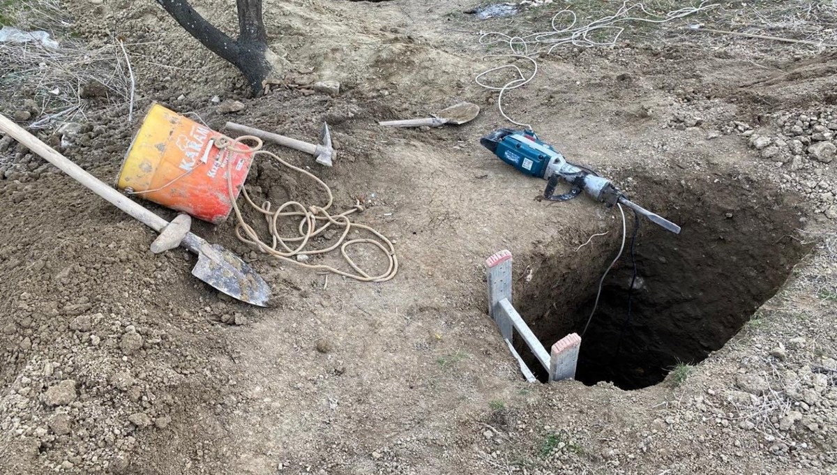 Elazığ’da kaçak kazı yapanlara suçüstü