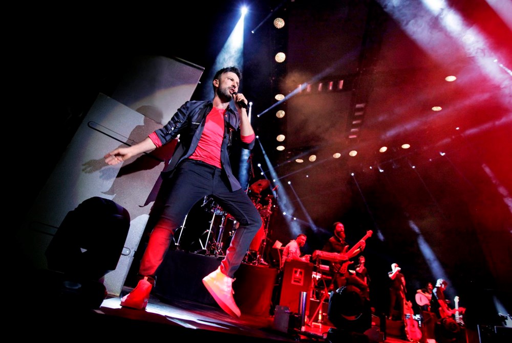 tarkan in favori belgesel dizisi sira