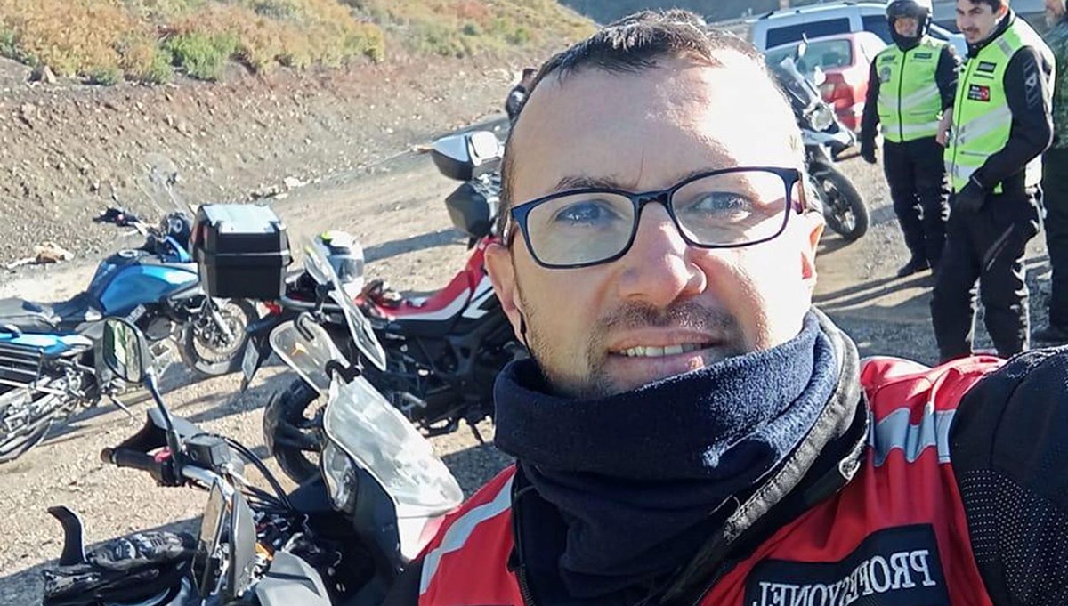 Tarih öğretmeni kaza kurbanı (Motosikletini 12 gün önce almıştı) Tarih öğretmeni kaza kurbanı (Motosikletini 12 gün önce almıştı)