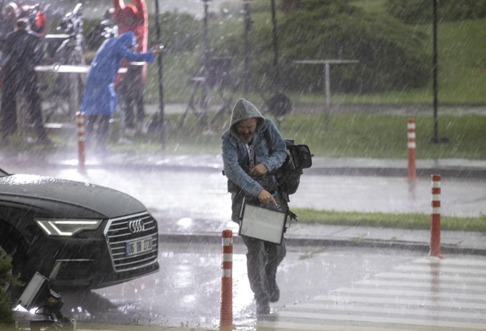 Ankara'da sağanak ve dolu etkili oldu - 8