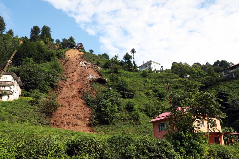 Rize’de sel ve heyelan afetinin hasarı gün ağarınca ortaya çıktı - 37