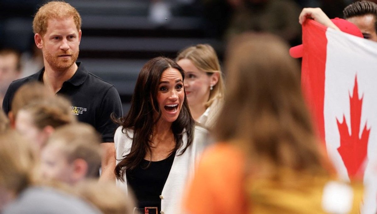 Meghan Markle ve Prens Harry'ye spor etkinliğinde büyük ilgi Meghan Markle ve Prens Harry'ye spor etkinliğinde büyük ilgi