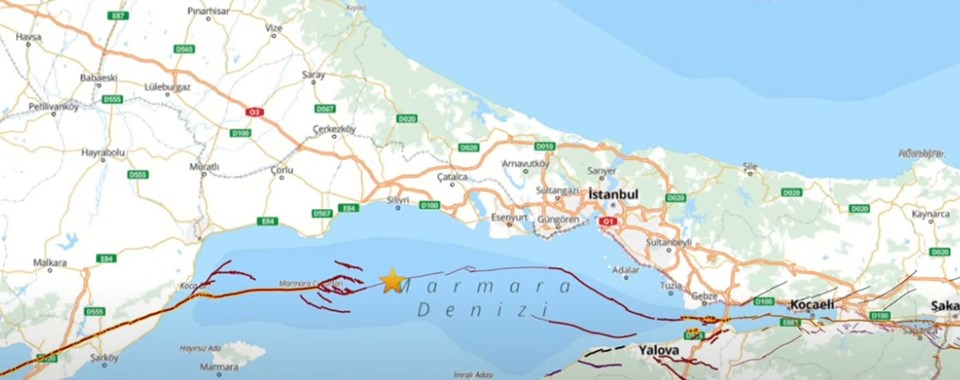 SON DAKİKA: İstanbul'da şiddetli deprem - 1