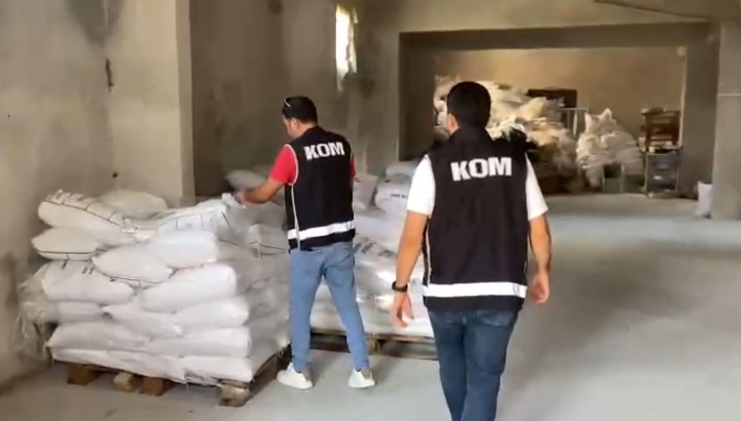 Hepsi Mersin'de ele geçirildi! 50 ton sahte deterjan