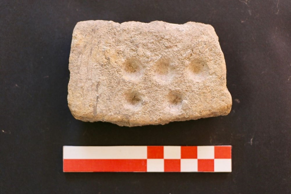 Eskişehir Küllüoba kazısında 5 bin yıllık boya paleti bulundu - 5