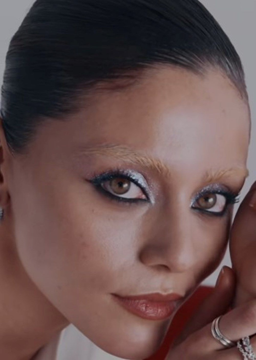 Kızılcık Şerbeti'nin "Doğa"sı Sıla Türkoğlu ilk buluşma anısını anlattı - 4