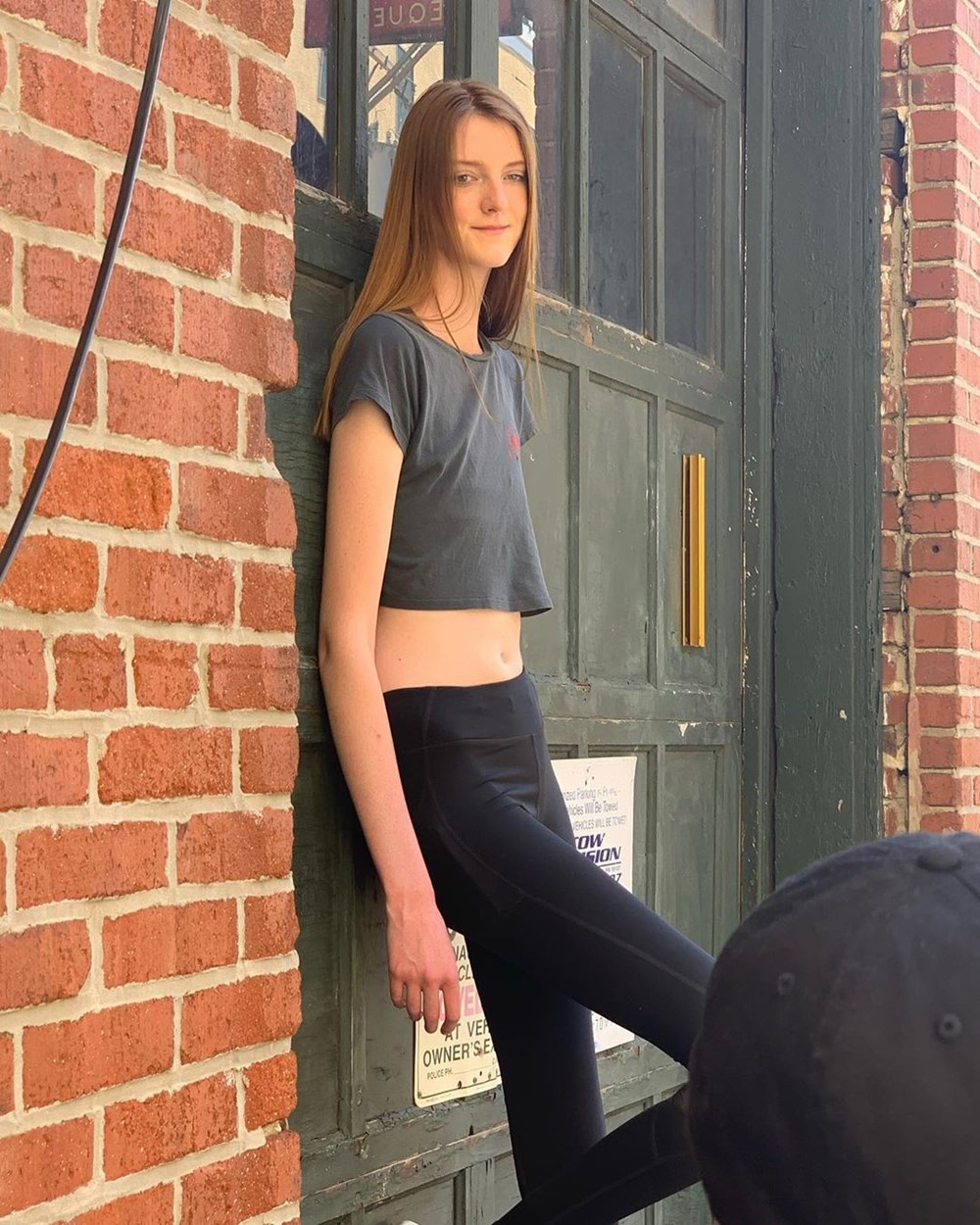 Maci Currin dünyanın en uzun bacaklarına sahip kişi olarak Guinness'e adını yazdıracak - Son