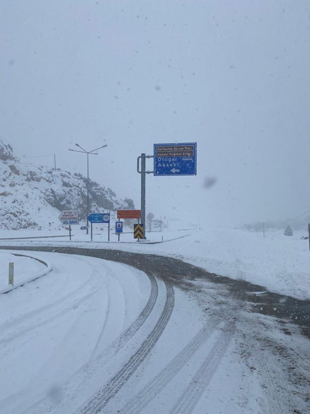 Yurt genelinde yollarda son durum: TAG Otoyolu yine kapandı - 17