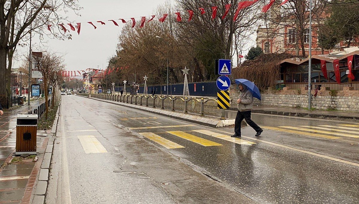 Trakya'da yağış ve kuvvetli rüzgar Trakya'da yağış ve kuvvetli rüzgar