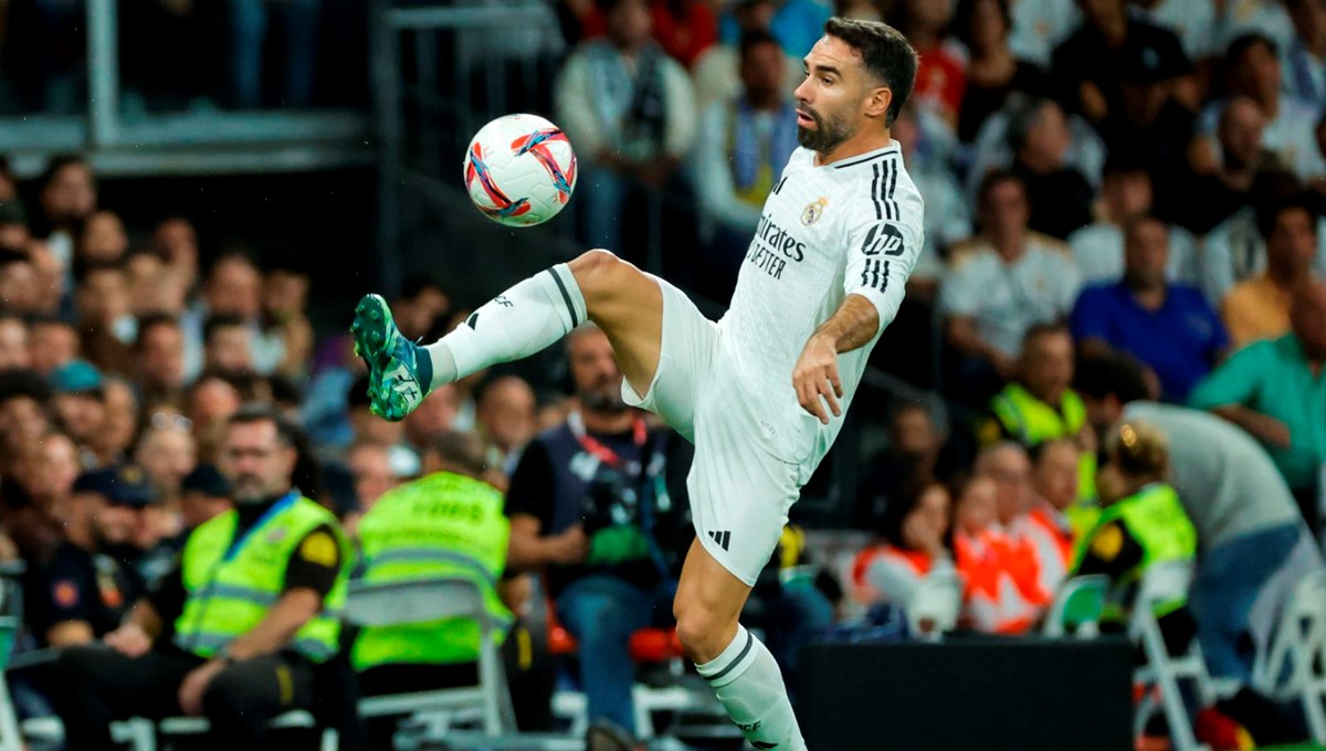 Real Madrid, sezonu kapatan Carvajal'ın sözleşmesini uzattı Real Madrid, sezonu kapatan Carvajal'ın sözleşmesini uzattı
