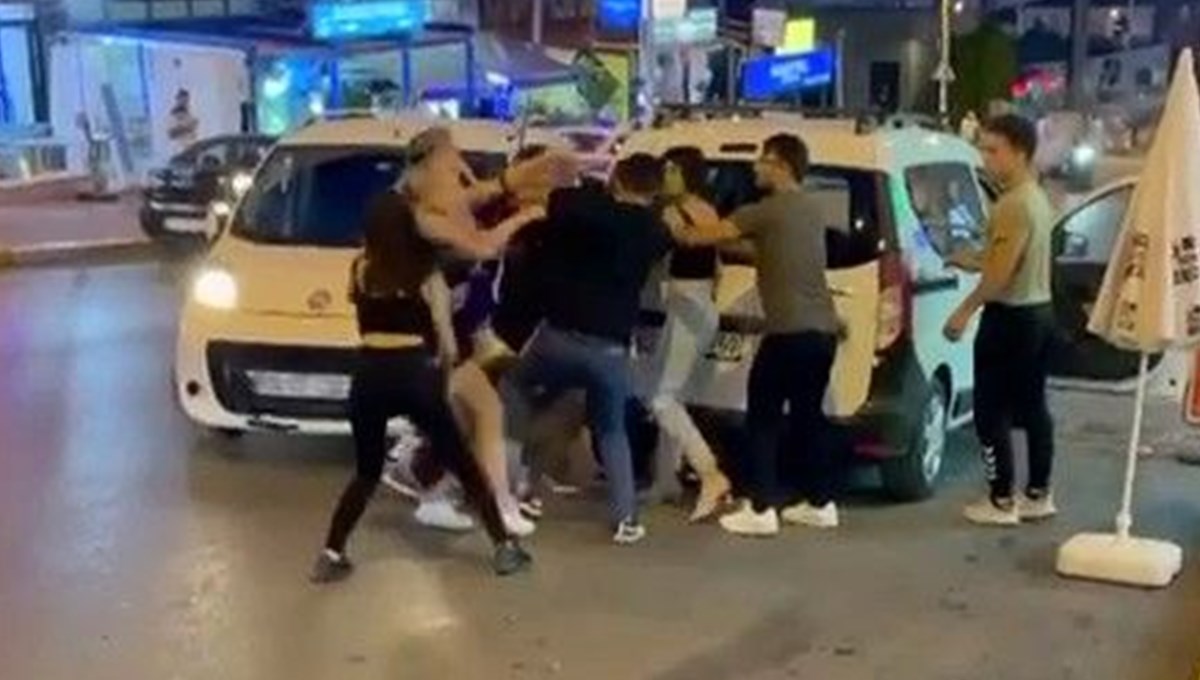 Esenyurt’ta TikTok fenomenlerinin laf atma kavgası
