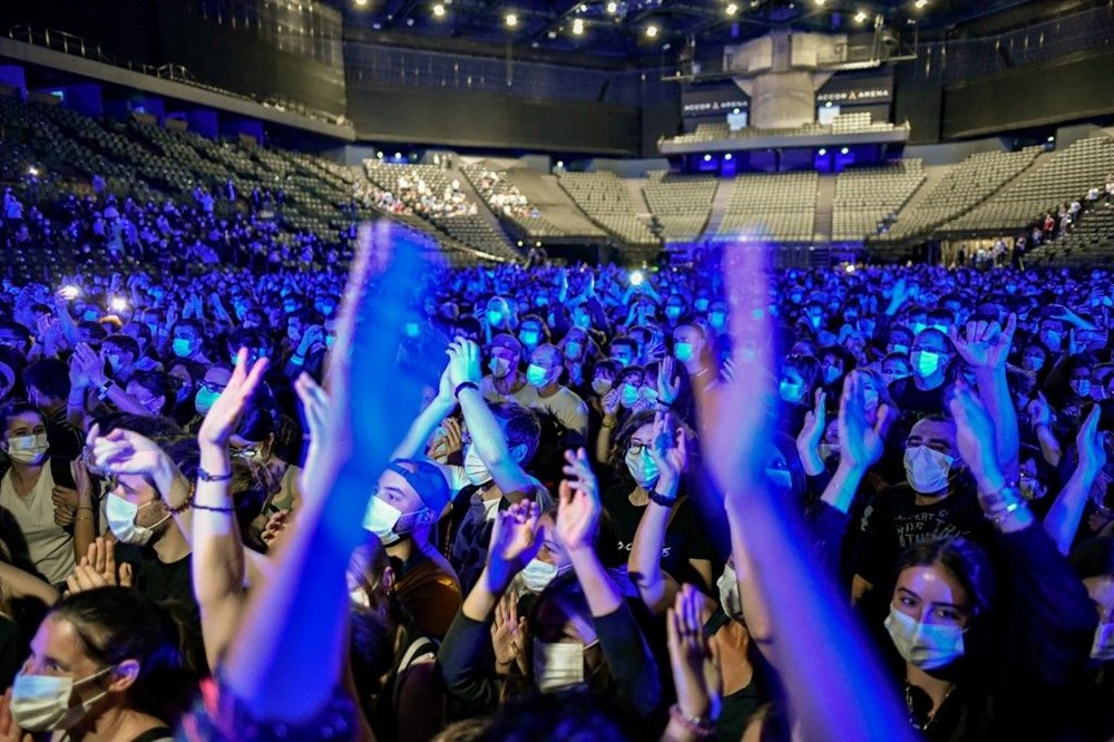 Смх концерт. АККОР Арена Париж. Face концерты 2022. Accorn Arena Paris н концерт Мадонны. Rock Concert 19.