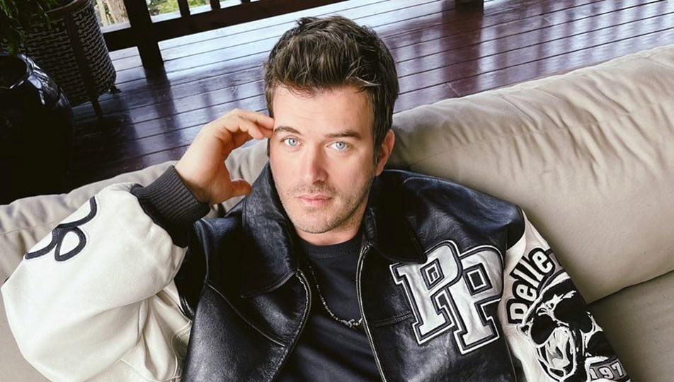 Kıvanç Tatlıtuğ, Ekranlara Yeni Proje ile Dönecek 22 Kıvanç Tatlıtuğ'un yeni projesi belli oldu