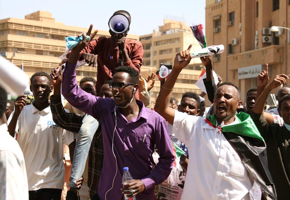 Sudan'da darbe girişimi: Başbakan Hamduk tutuklandı - 9