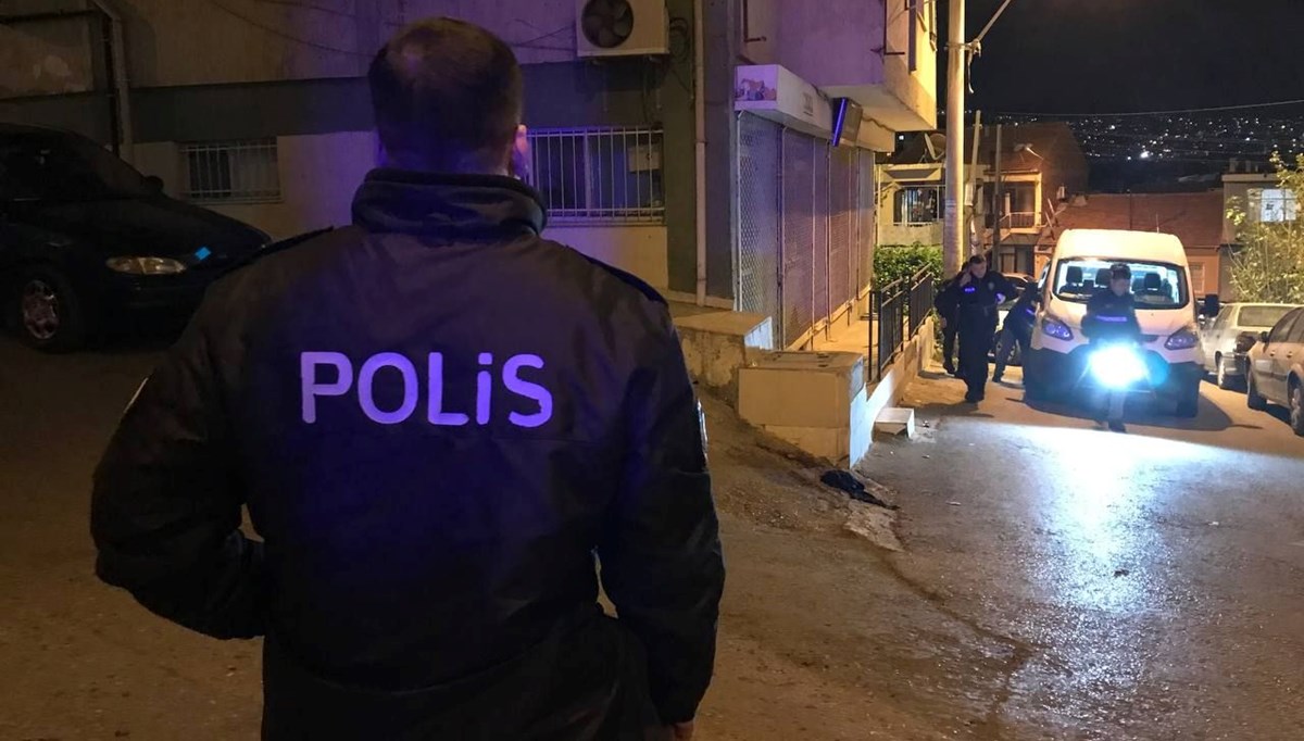 İzmir'de 'küfürleşme' kavgası: 1 ölü, 4 yaralı