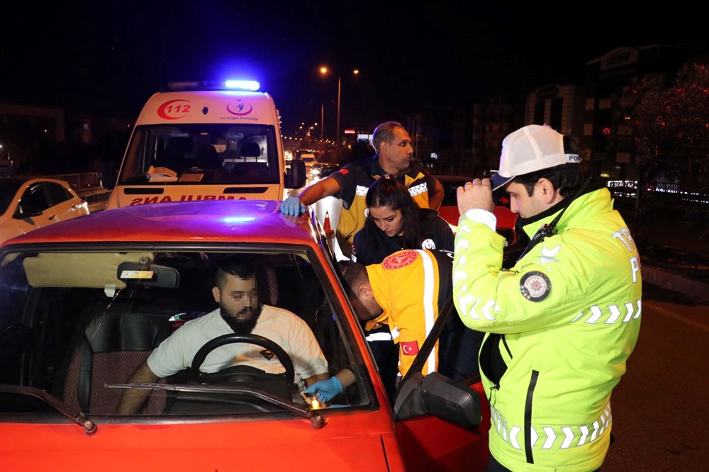 Akan
trafiğin ortasında uyuyakaldı, cadde kilitlendi: “Dişim apse yapmasın diye
alkolü ağzımda gezdirdim” - 6