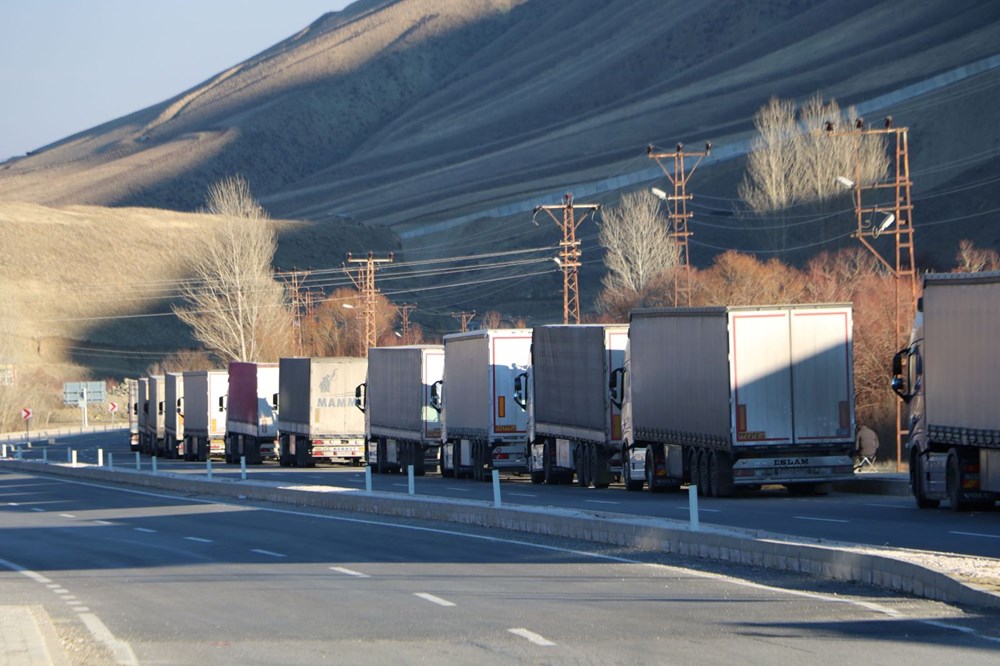 Türkiye- İran sınırında 10 kilometrelik TIR kuyruğu - 6