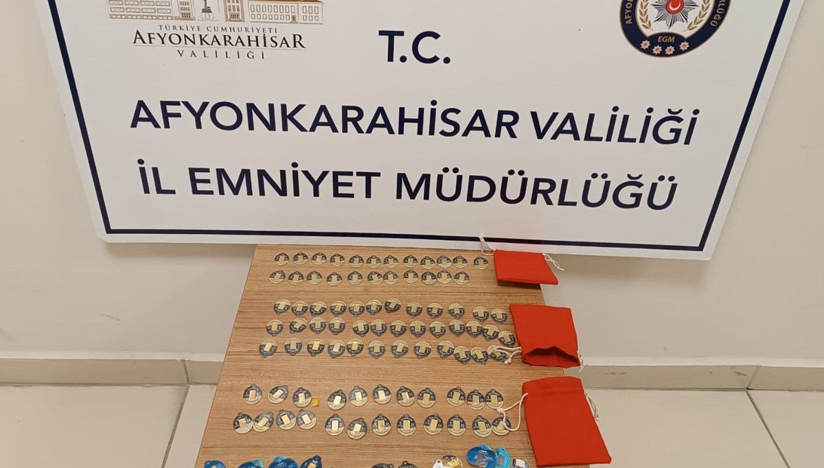 Kuyumculara sahte altın satmak isteyen 2 şüpheli yakalandı