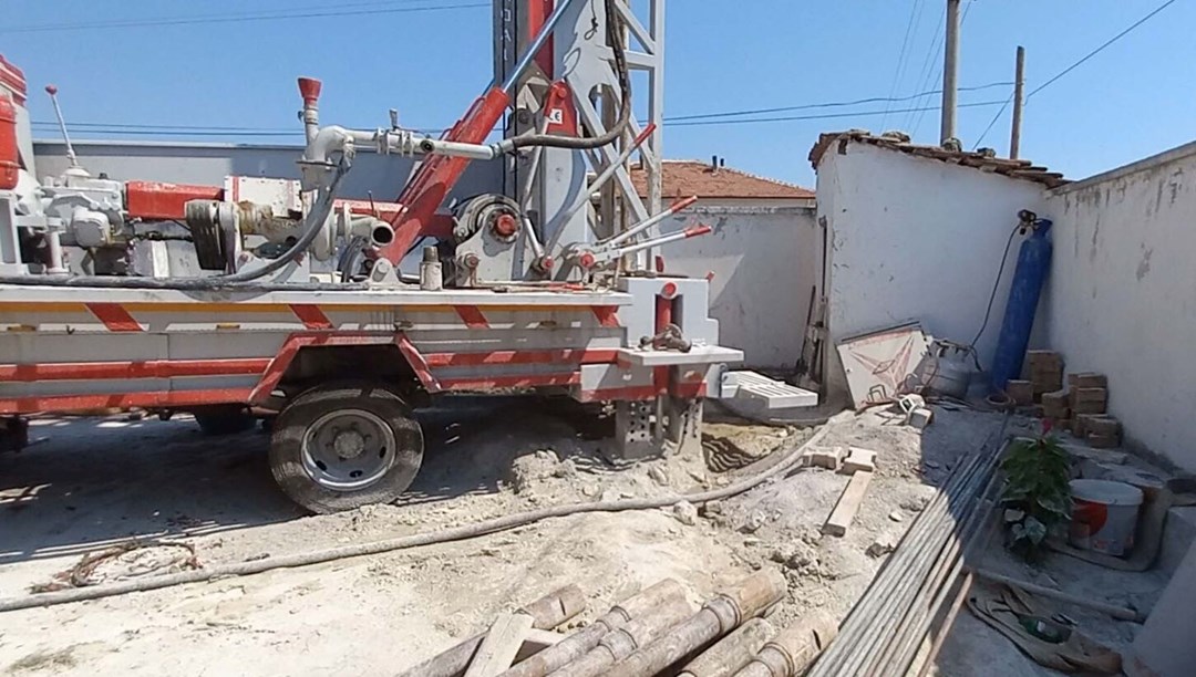 Sondaj makinesinin tamirinde feci kaza: Bir kişinin ayağı koptu, 2 kişi de hafif yaralandı