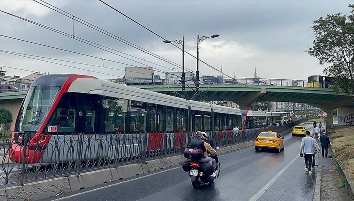 Yıkılma tehlikesi Soğanlı-Bağcılar arasındaki tramvay seferlerini durdurdu