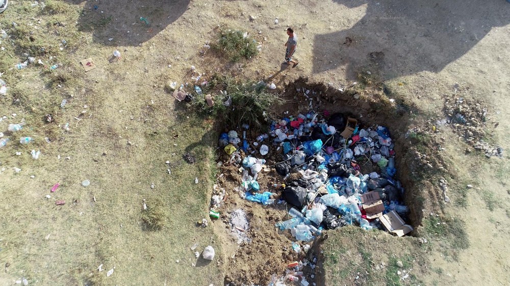 İtalyan koyu, tatilcilerin atıklarıyla çöplüğe döndü - 7