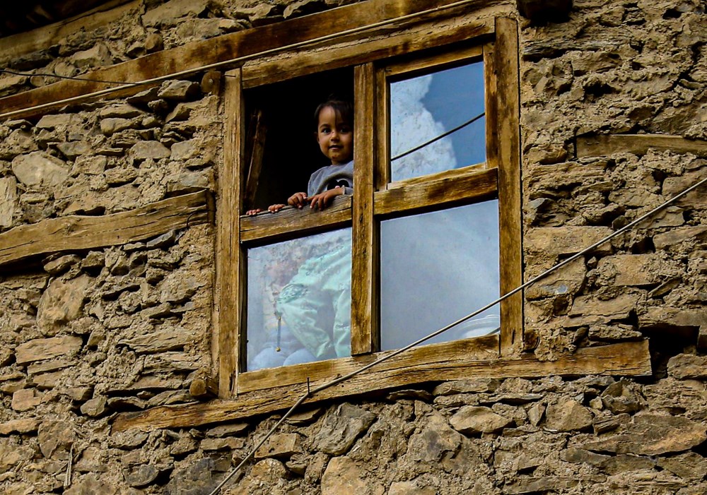 Bitlis'teki tarihi taş evler doğaseverlerin ilgi odağı - 5