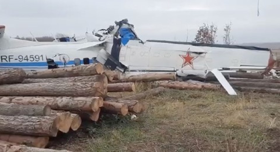 Tataristan'da uçak düştü: 16 kişi hayatını kaybetti - 1