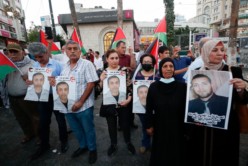 İsrail askerlerinden Filistinlilere sert müdahale - 9