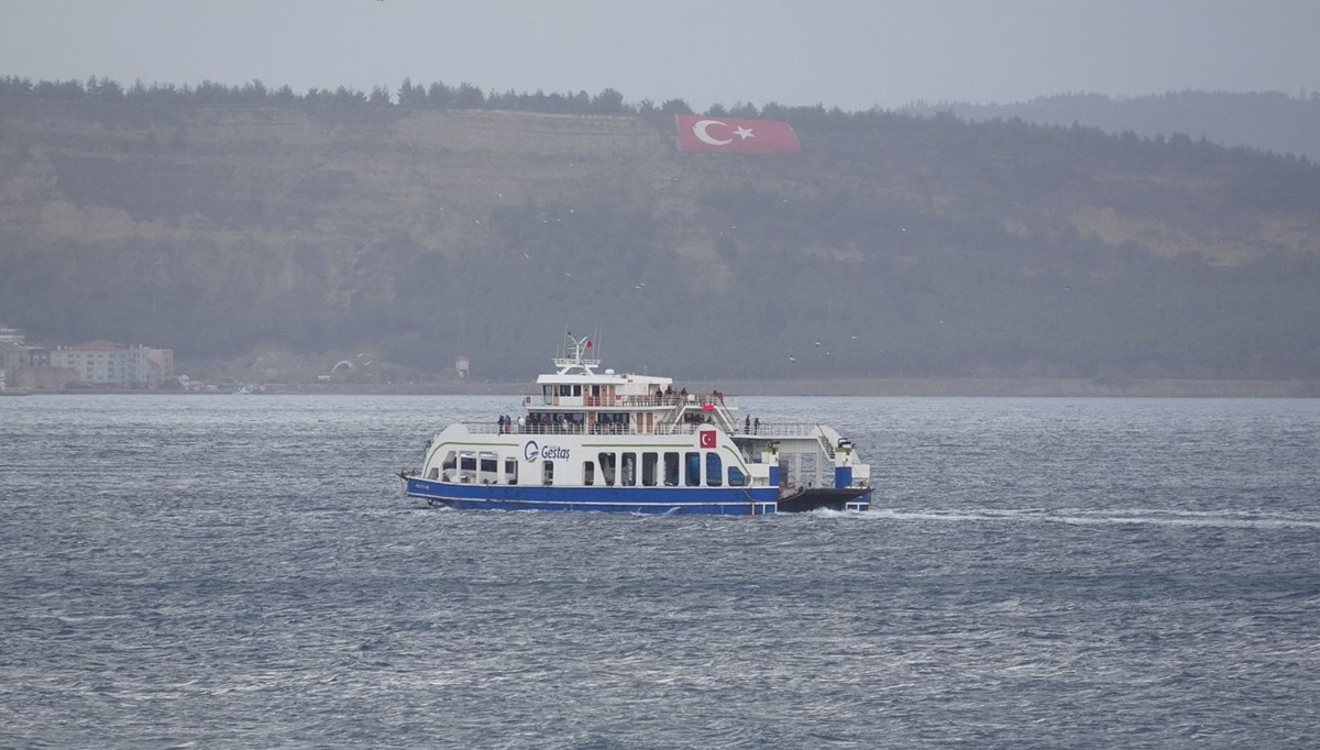 Gökçeada ve Bozcaada'ya tüm feribot seferleri iptal edildi