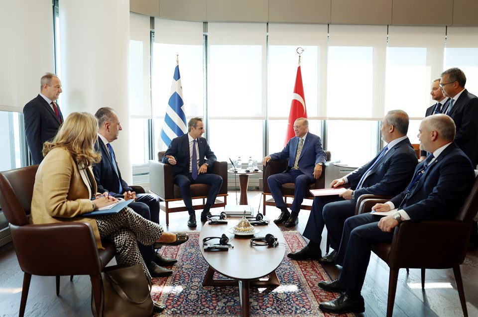 SON DAKİKA HABERİ: Cumhurbaşkanı Erdoğan, Miçotakis ile görüştü - 1