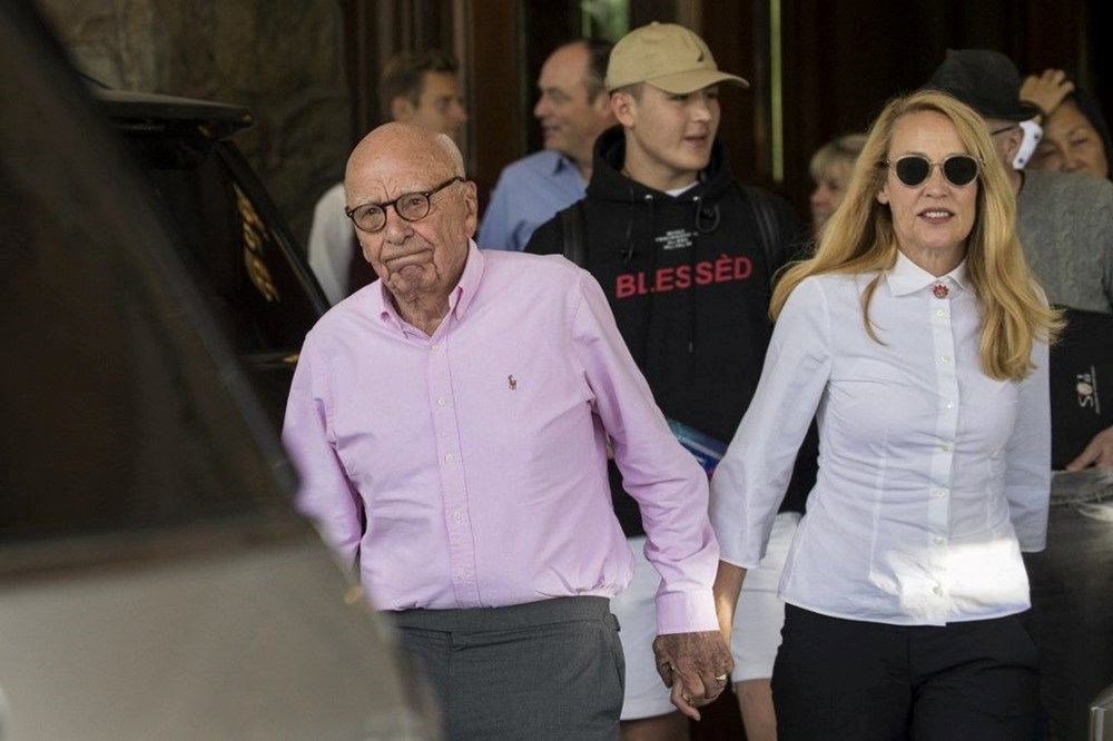 92 yaşındaki Rupert Murdoch 66 yaşındaki emekli bilim insanı Elena Zhukova ile aşk yaşıyor - 5