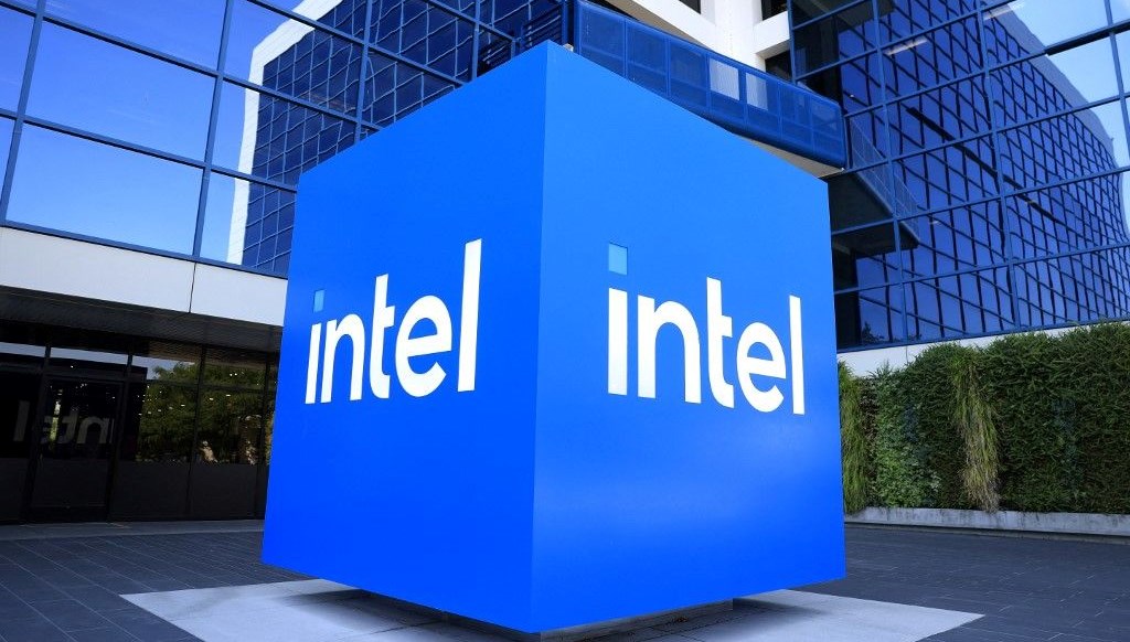 Intel CEO'sundan Trump'a yanıt