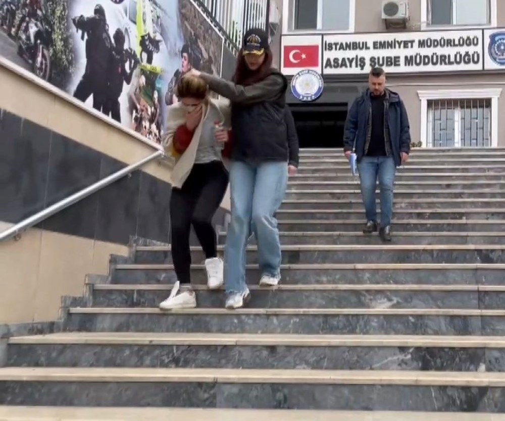 80 kabahat belgesi vardı; 81'incide Kapalıçarşı'da yakayı ele verdi! 74