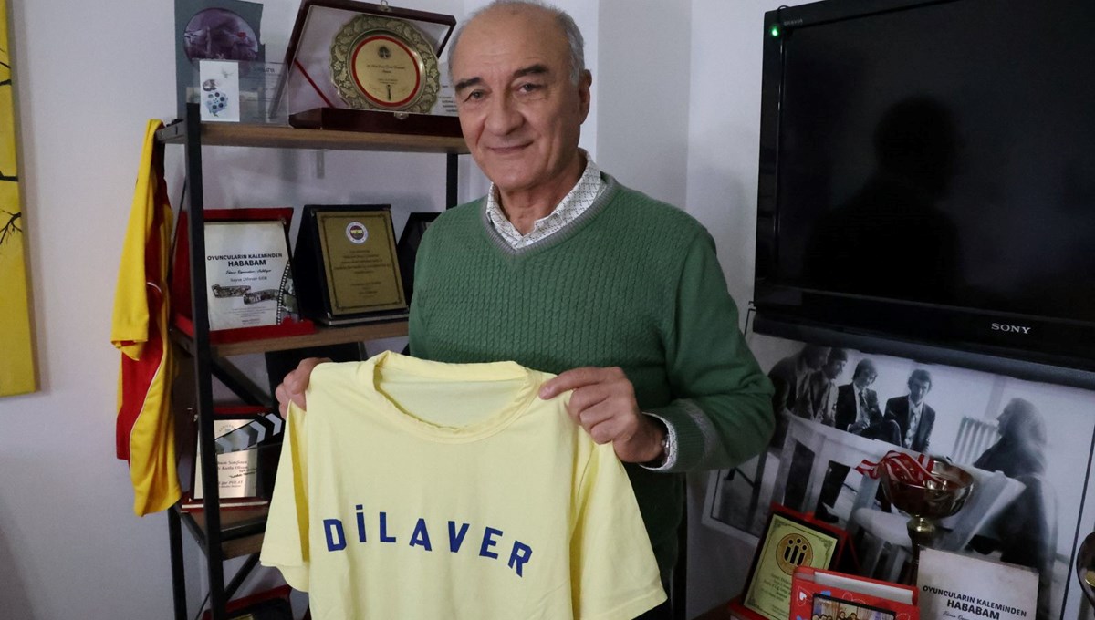 Hababam Sınıfı’nın Dilaver’i depremde ağır hasar alan evinden kurtarabildiği hatıralarıyla hayata yeniden başladı Hababam Sınıfı’nın Dilaver’i depremde ağır hasar alan evinden kurtarabildiği hatıralarıyla hayata yeniden başladı