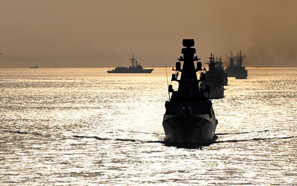 100. yılda 100 gemiyle boğaz geçişi | SOLOTÜRK ve Türk Yıldızları'ndan 100. yıl uçuşu - 5