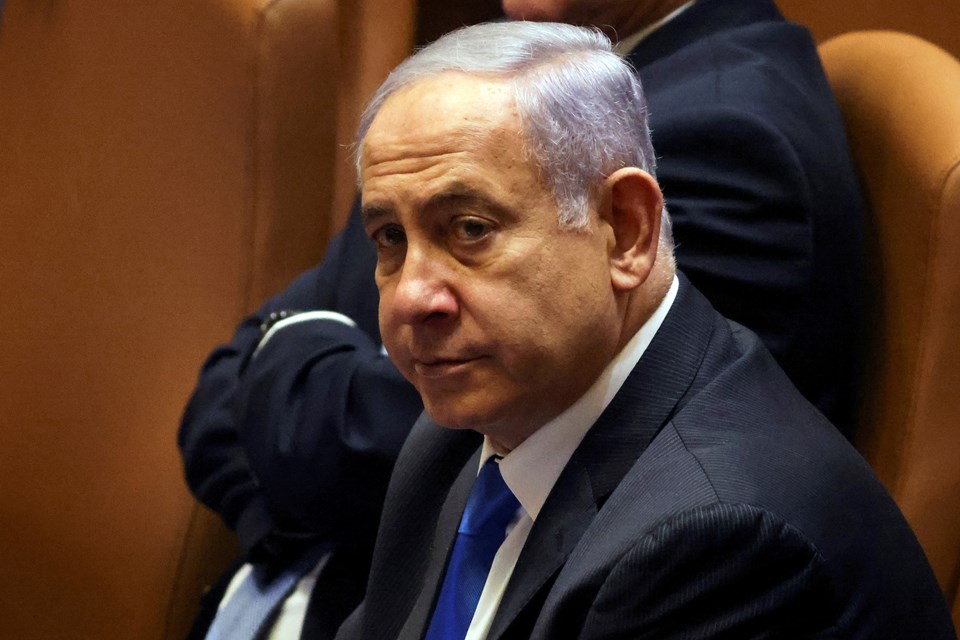 İsrail'de 12 yıllık Netanyahu dönemi sona erdi, Naftali Bennett dönemi başladı - 1