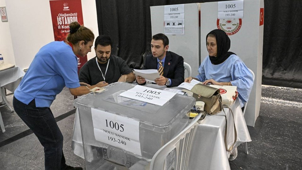 CHP İstanbul İl Kongresi tartışması: Başkan kim? - 1