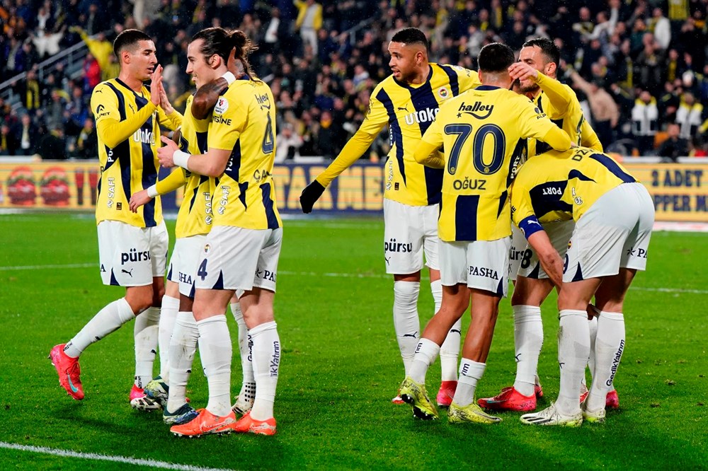Fenerbahçe 2025 yılında hiç mağlup olmadı, yenilmezlik serisi 18 maça çıktı - 1