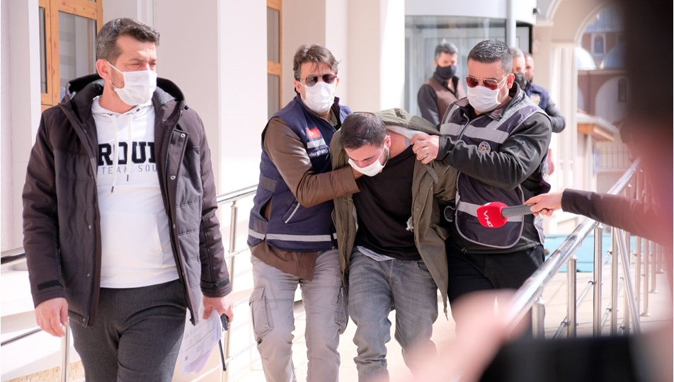 Konya'da oğlunu boğan baba, planlı cinayet öncesi özür dileyip, öpmüş