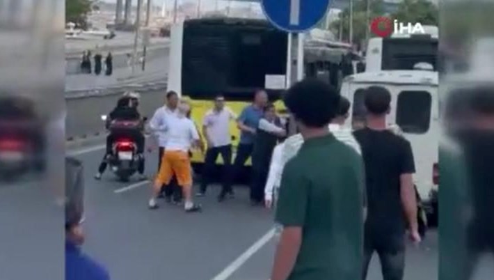 İETT şoföründen tepki çeken hareket