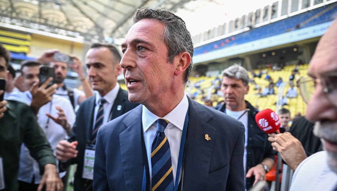 Fenerbahçe'de başkan Ali Koç ve yönetimi ibra edildi