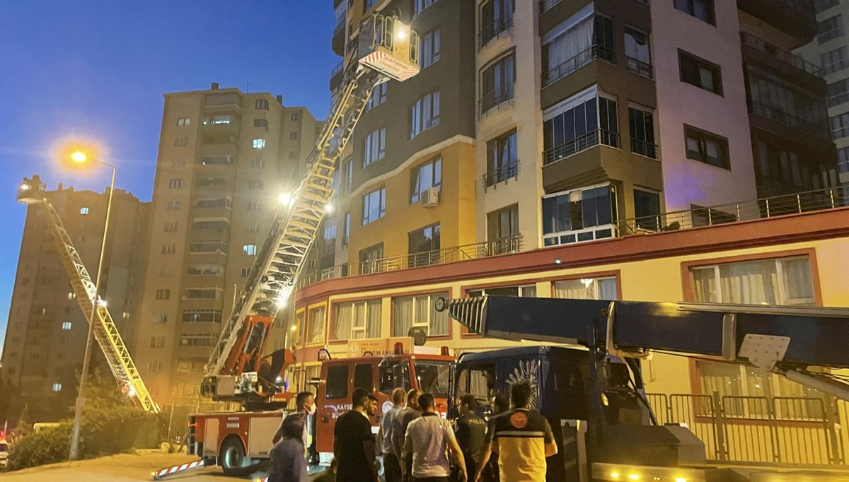 Kayseri’de apartman yangını: 16 kişi hastaneye kaldırıldı