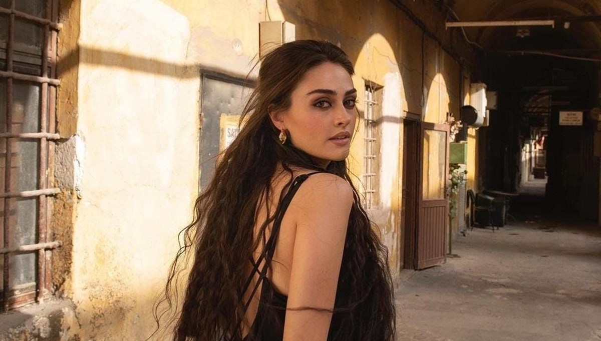 Esra Bilgiç: Aile yapısını zedeleyecek rolleri kabul etmiyorum