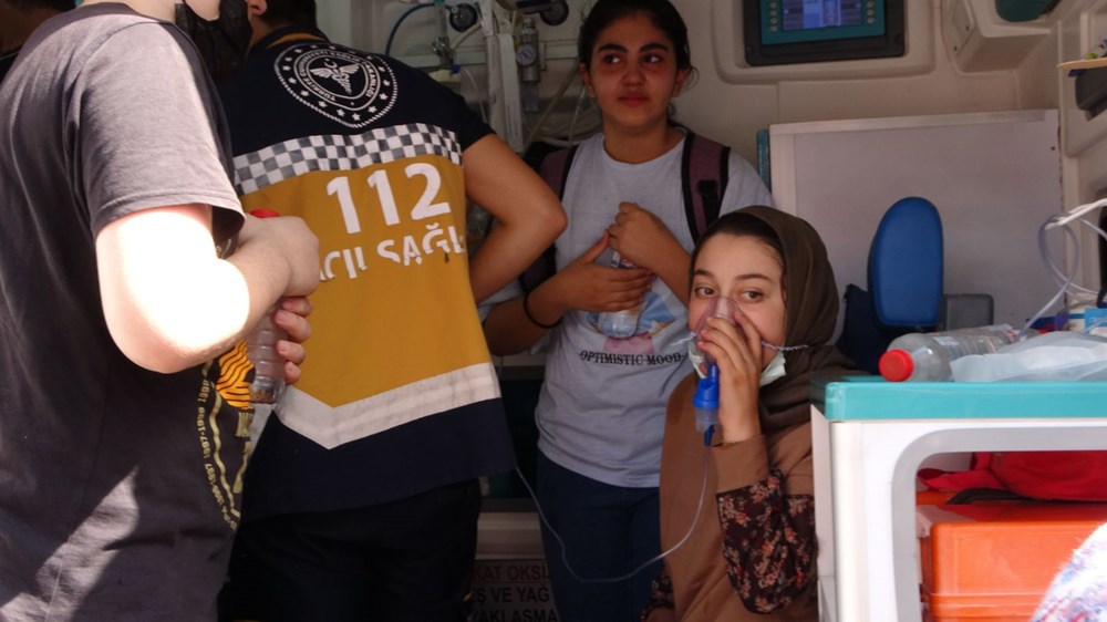 Muş’ta yangında can pazarı: 80 öğrenci sinir krizi geçirdi - 12