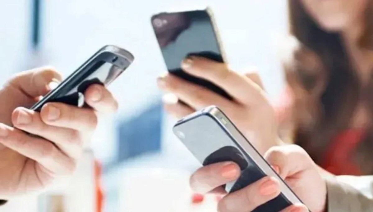 GSM operatörlerinden ücretsiz paket