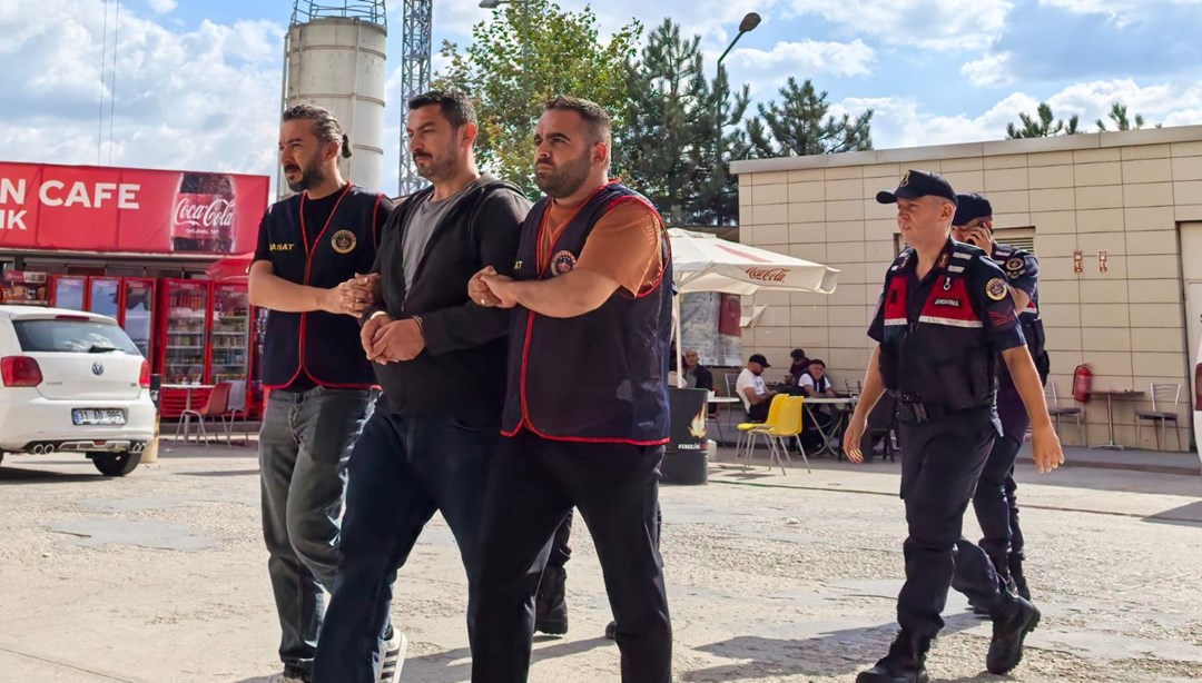 FETÖ hükümlüsü eski infaz koruma memuru Bursa'da yakalandı