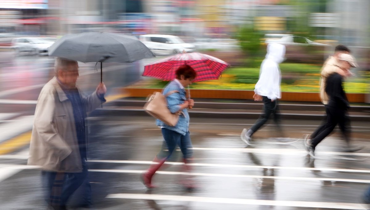 Meteoroloji’den 45 il için sağanak ve fırtına uyarısı: Bu gece başlayacak (İstanbul, Ankara, İzmir hava durumu)