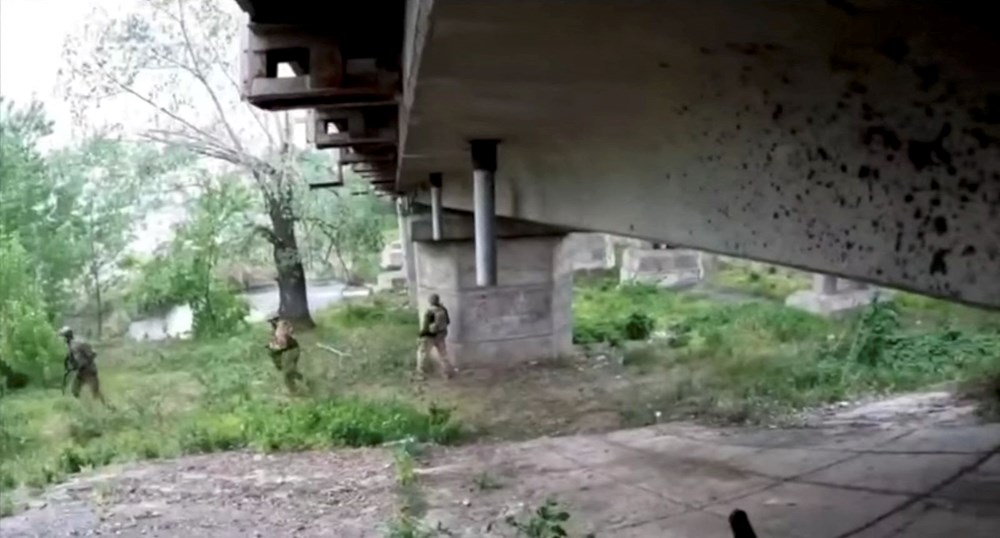 Saatte 200 kez bombalanıyor: Rus güçleri Sievierodonetsk kentine girdi - 12