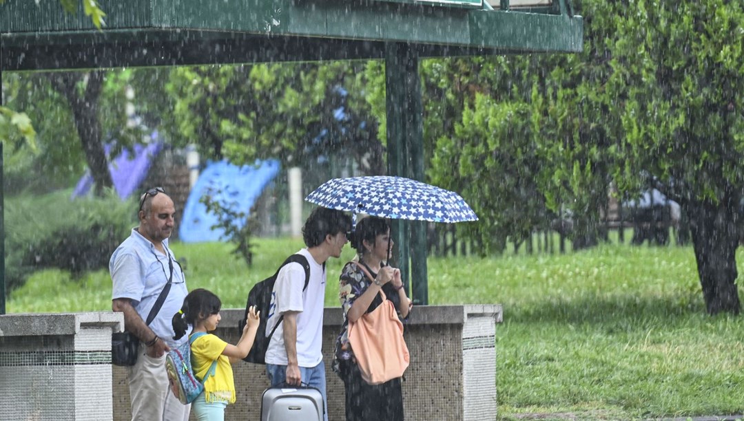 Meteoroloji'den kuvvetli yağış uyarısı! Sel ve su baskınına karşı dikkat