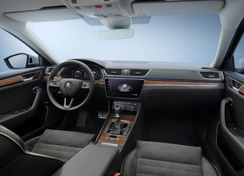 İlk kez Türkiye'de: Skoda Superb Combi Scout satışa sunuldu - 8